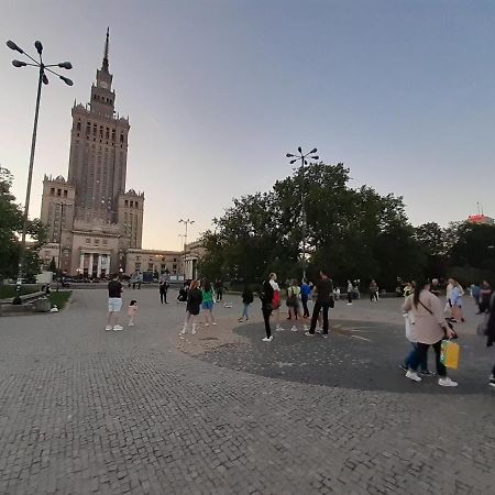 Centrum Zlote Tarasy Metro Rondo Onz Balkon Lejlighed Warszawa Eksteriør billede