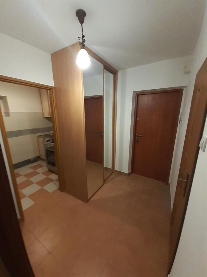 Centrum Zlote Tarasy Metro Rondo Onz Balkon Lejlighed Warszawa Eksteriør billede