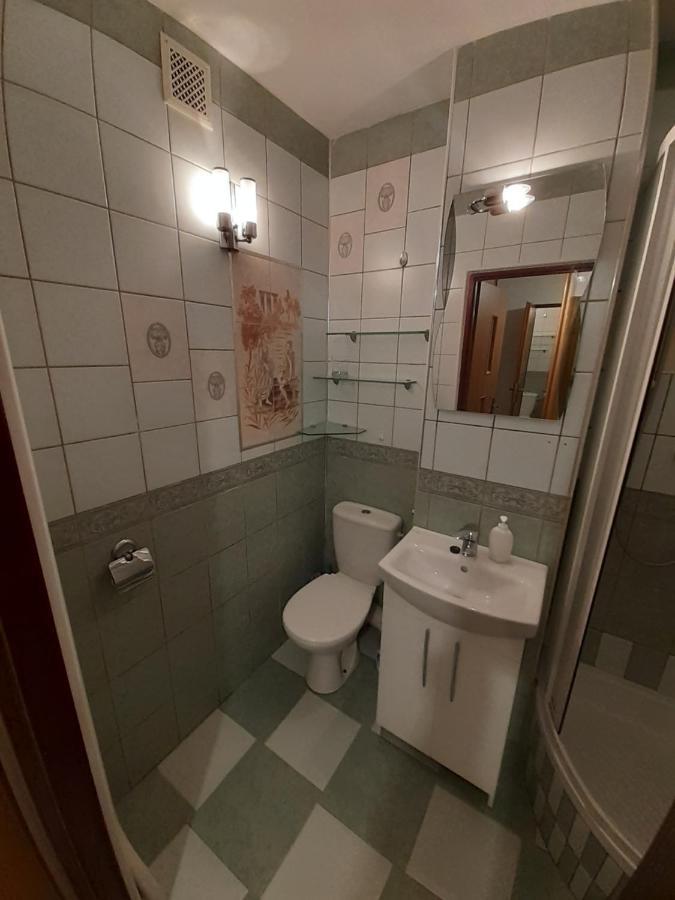 Centrum Zlote Tarasy Metro Rondo Onz Balkon Lejlighed Warszawa Eksteriør billede