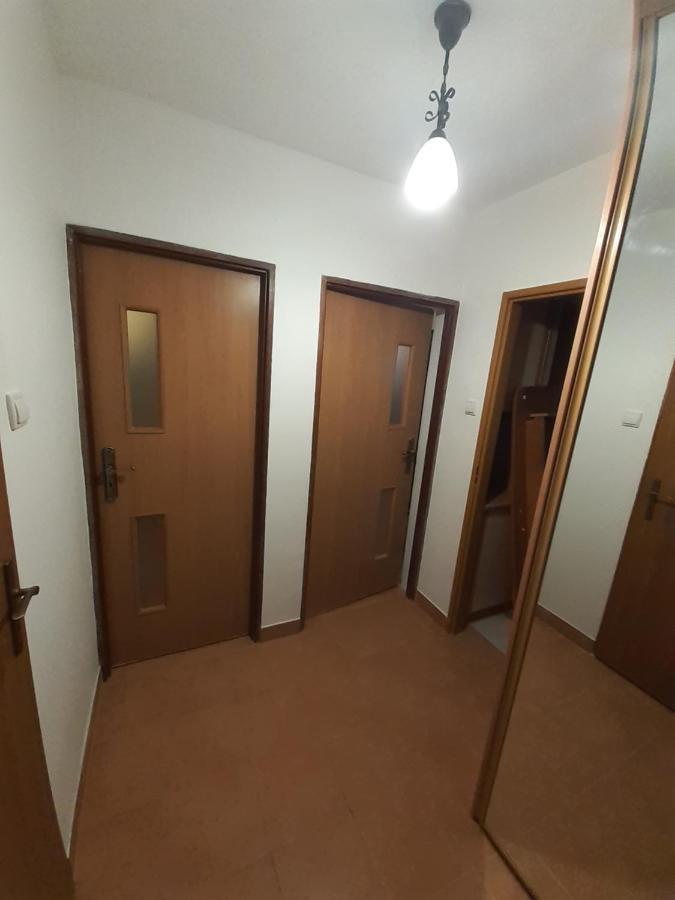 Centrum Zlote Tarasy Metro Rondo Onz Balkon Lejlighed Warszawa Eksteriør billede