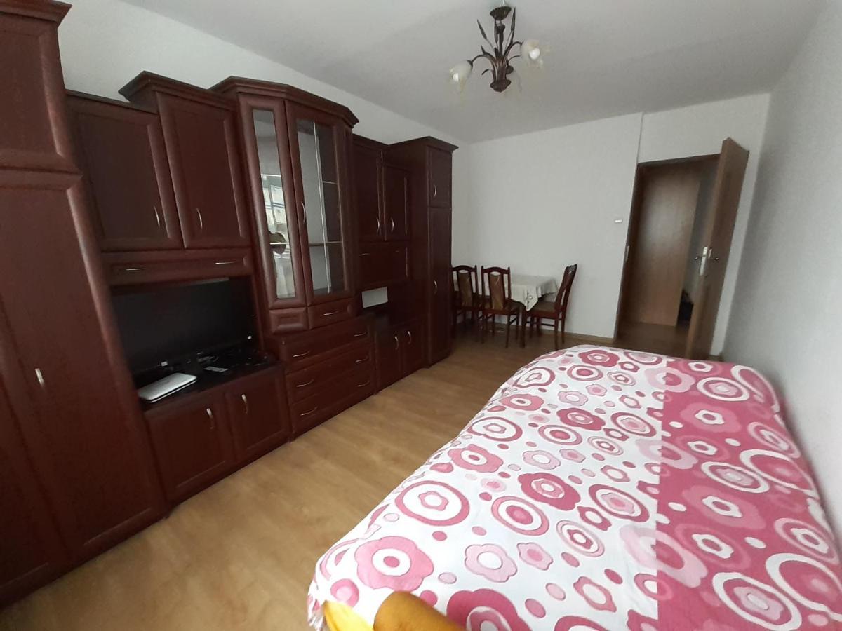 Centrum Zlote Tarasy Metro Rondo Onz Balkon Lejlighed Warszawa Eksteriør billede